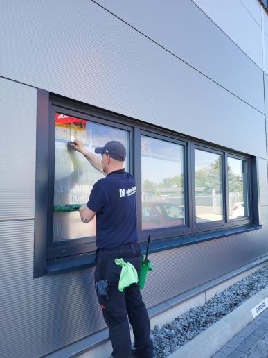 allesklar Gebaeudereinigung Glasreinigung  Schaufensterreinigung Ludwigshafen