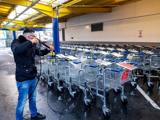 allesklar Gebaeudereinigung Parkplatzreinigung  Gehwegreinigung Bensheim