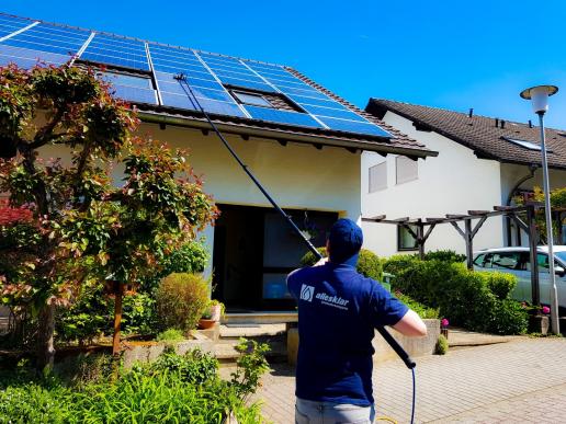 allesklar Gebaeudereinigung Photovoltaik-Reinigung und Solarreinigung 